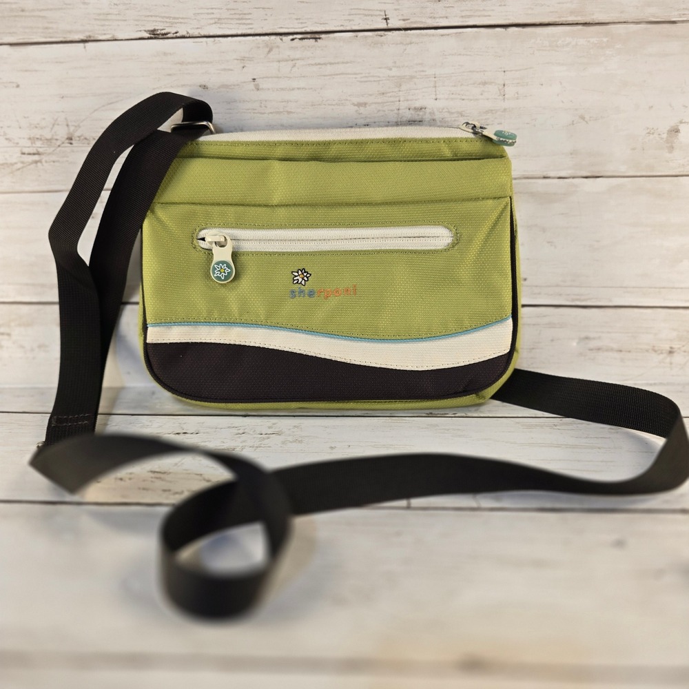 Sherpani Zoom Crossbody Bag Lime Green Floral Lining Travel Messenger Small